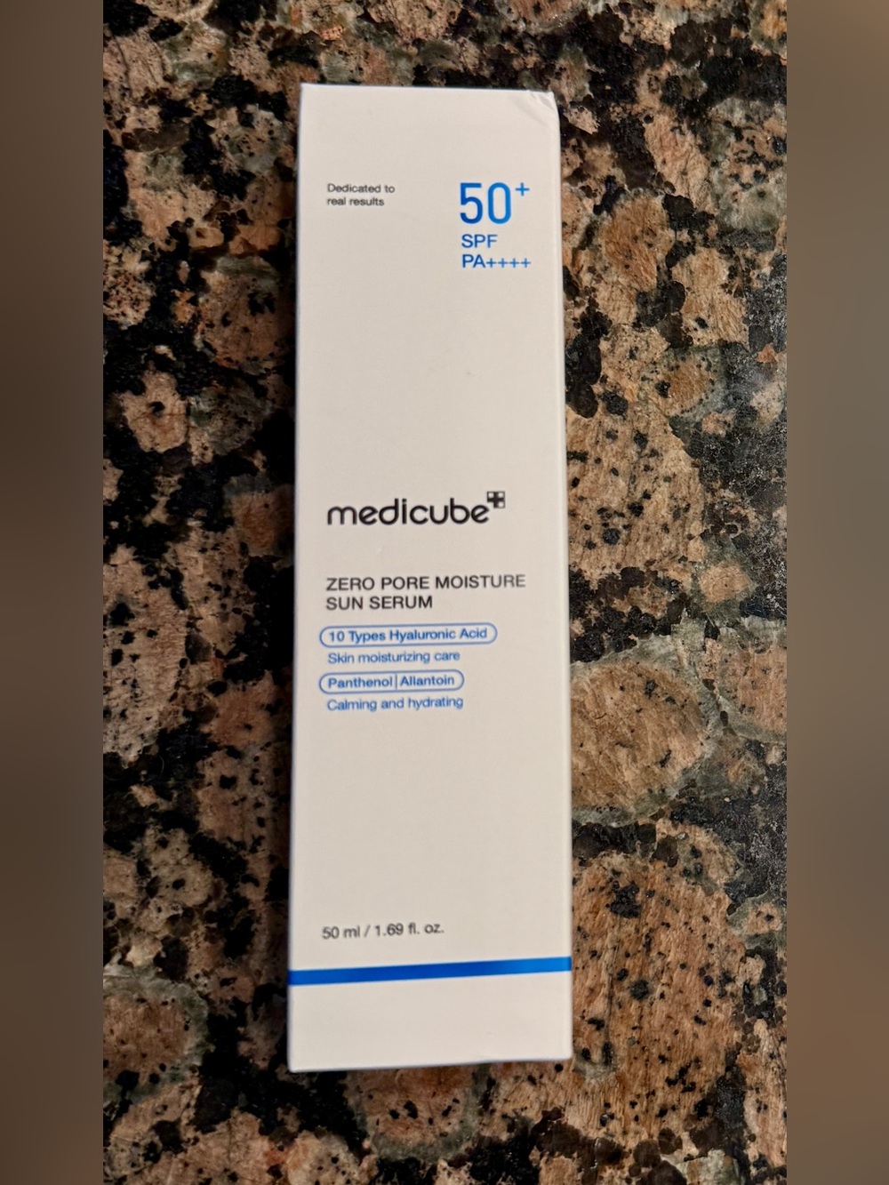 Medicube Zero Pore Moisture Sun Serum SPF 50+